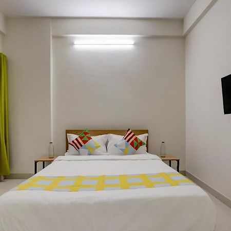 Dreamz Airport Residency Cochin Hotel Недумбасери Екстериор снимка