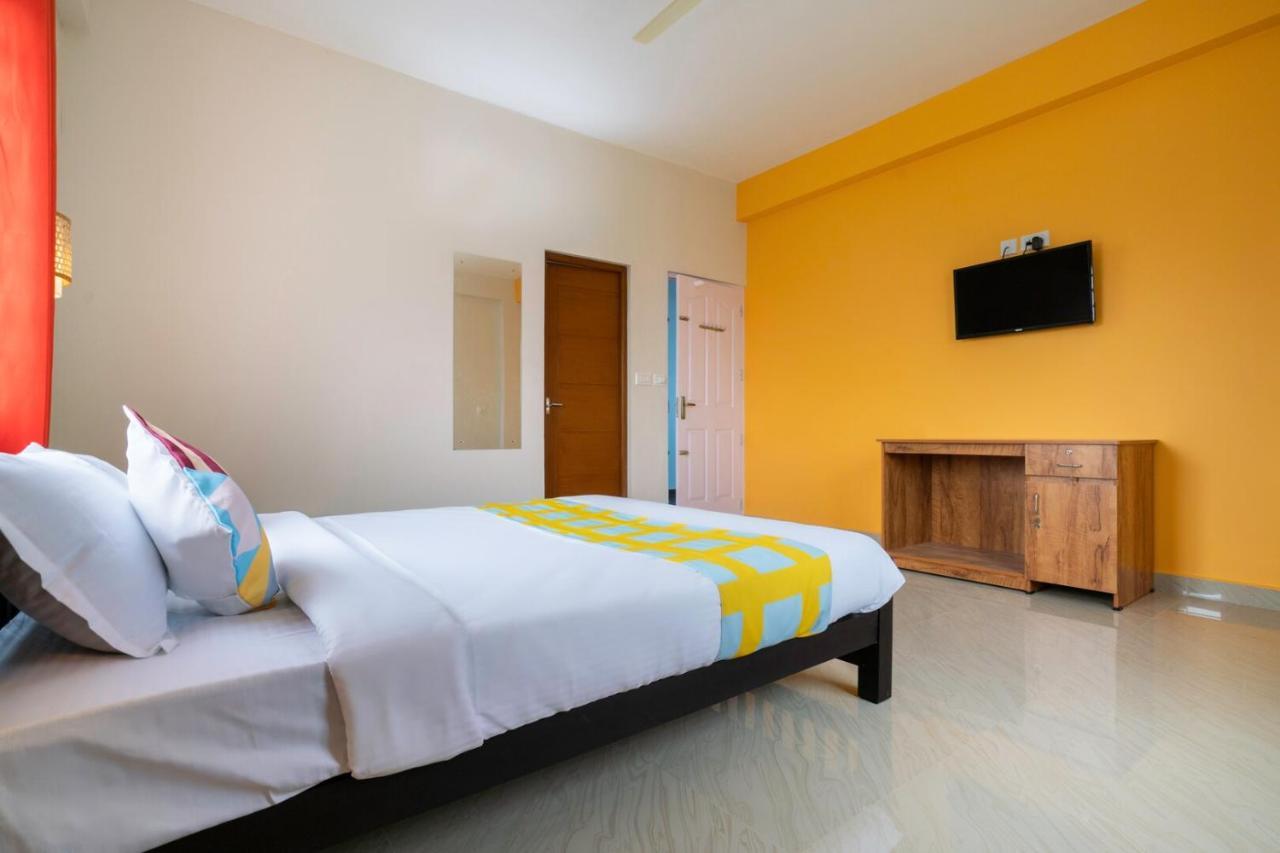 Dreamz Airport Residency Cochin Hotel Недумбасери Екстериор снимка