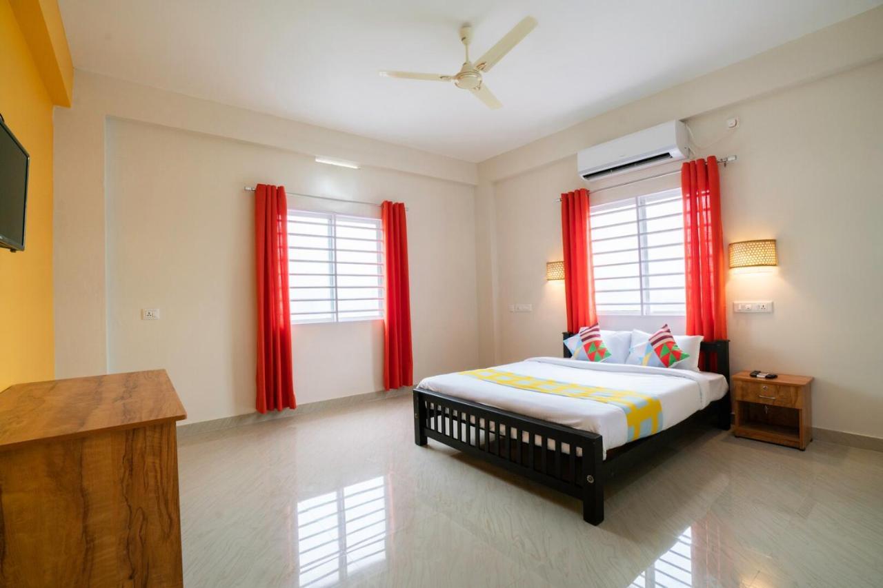 Dreamz Airport Residency Cochin Hotel Недумбасери Екстериор снимка