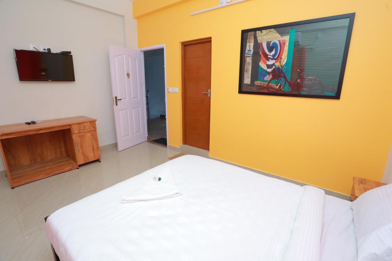 Dreamz Airport Residency Cochin Hotel Недумбасери Екстериор снимка