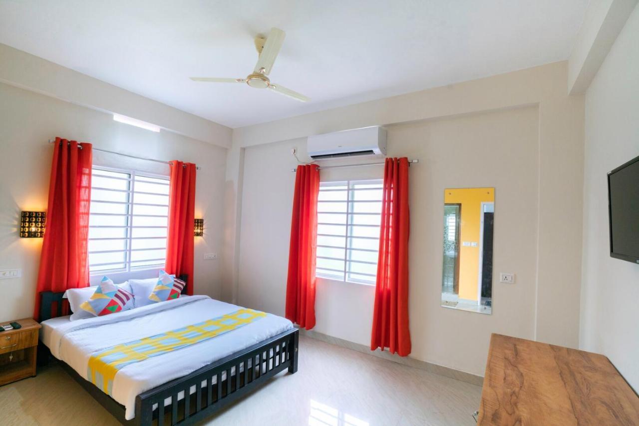 Dreamz Airport Residency Cochin Hotel Недумбасери Екстериор снимка