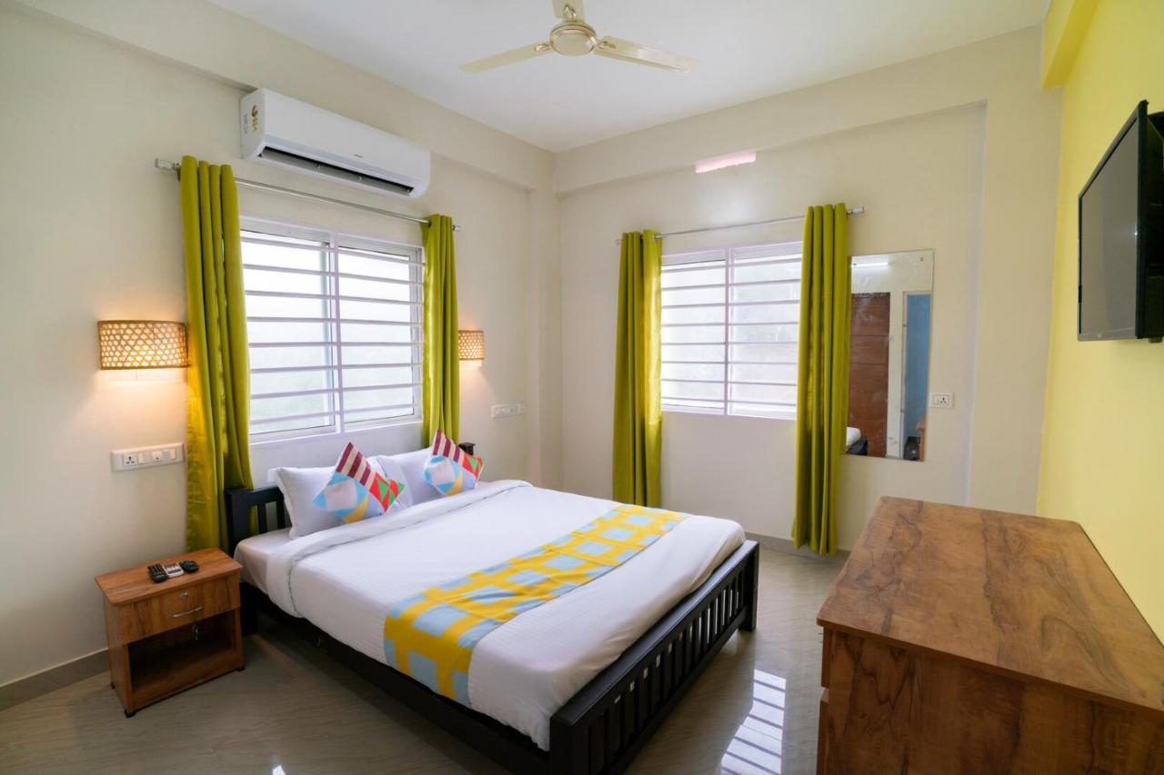 Dreamz Airport Residency Cochin Hotel Недумбасери Екстериор снимка