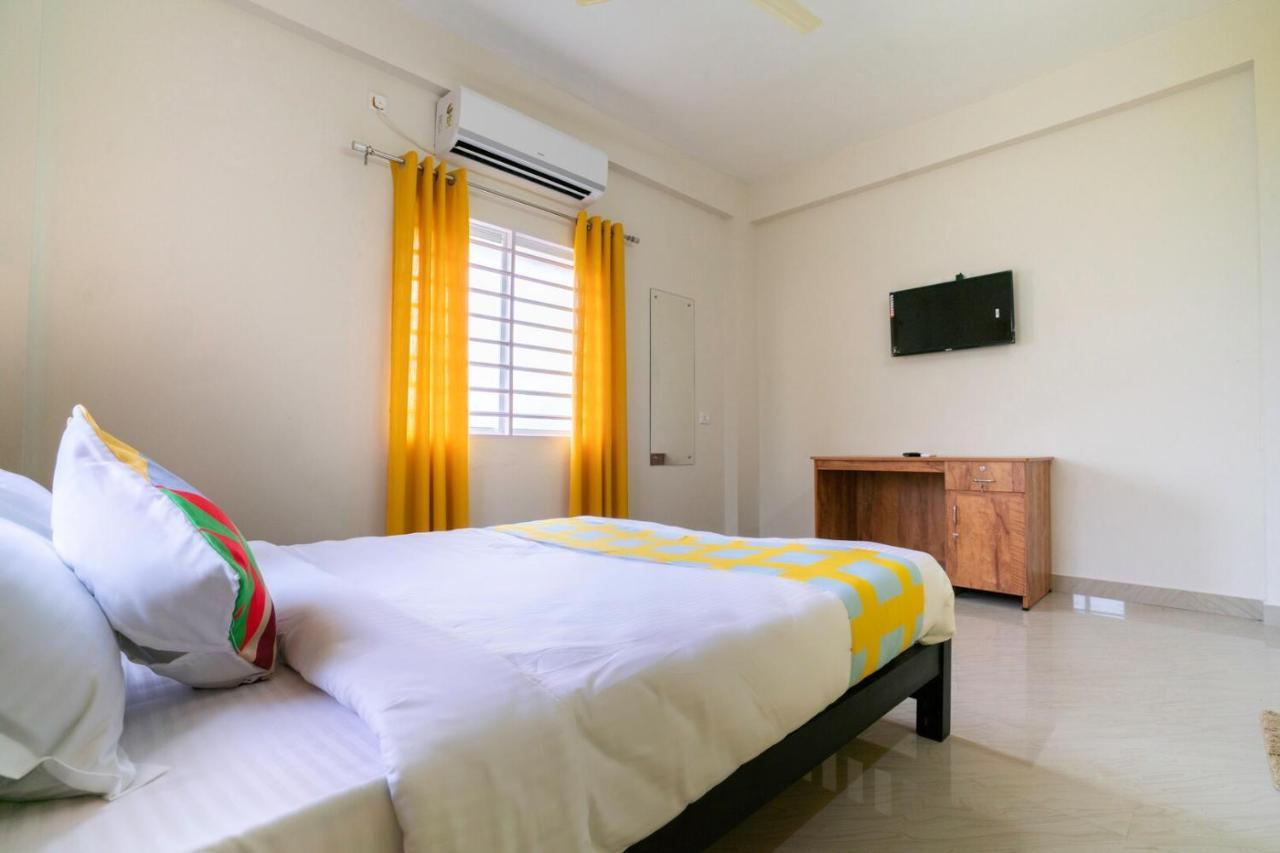 Dreamz Airport Residency Cochin Hotel Недумбасери Екстериор снимка